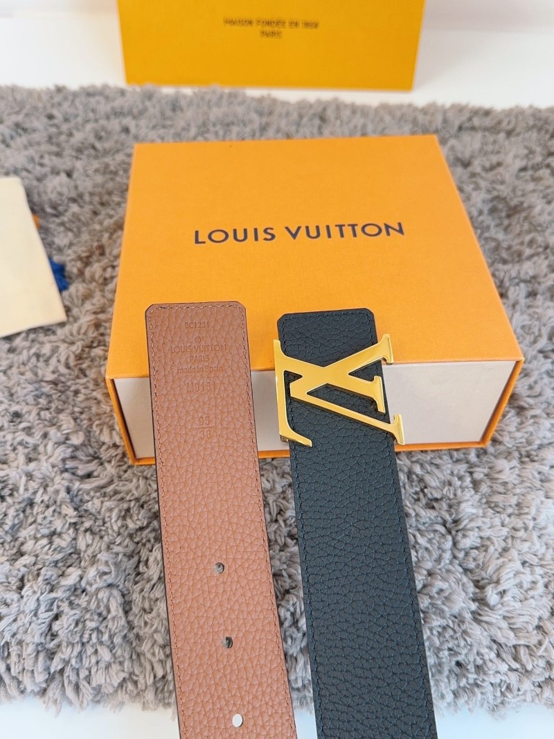 LOUIS VUITTON Belts